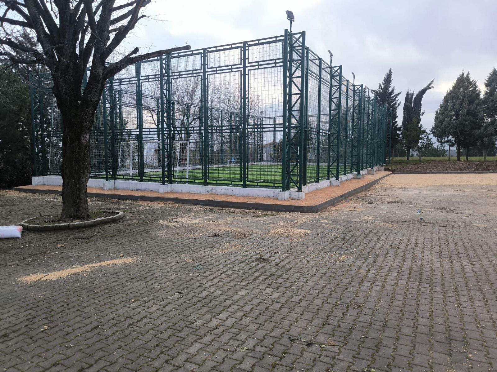 6 Semt Sahası İnşaası 3 Adet Bakım Onarım