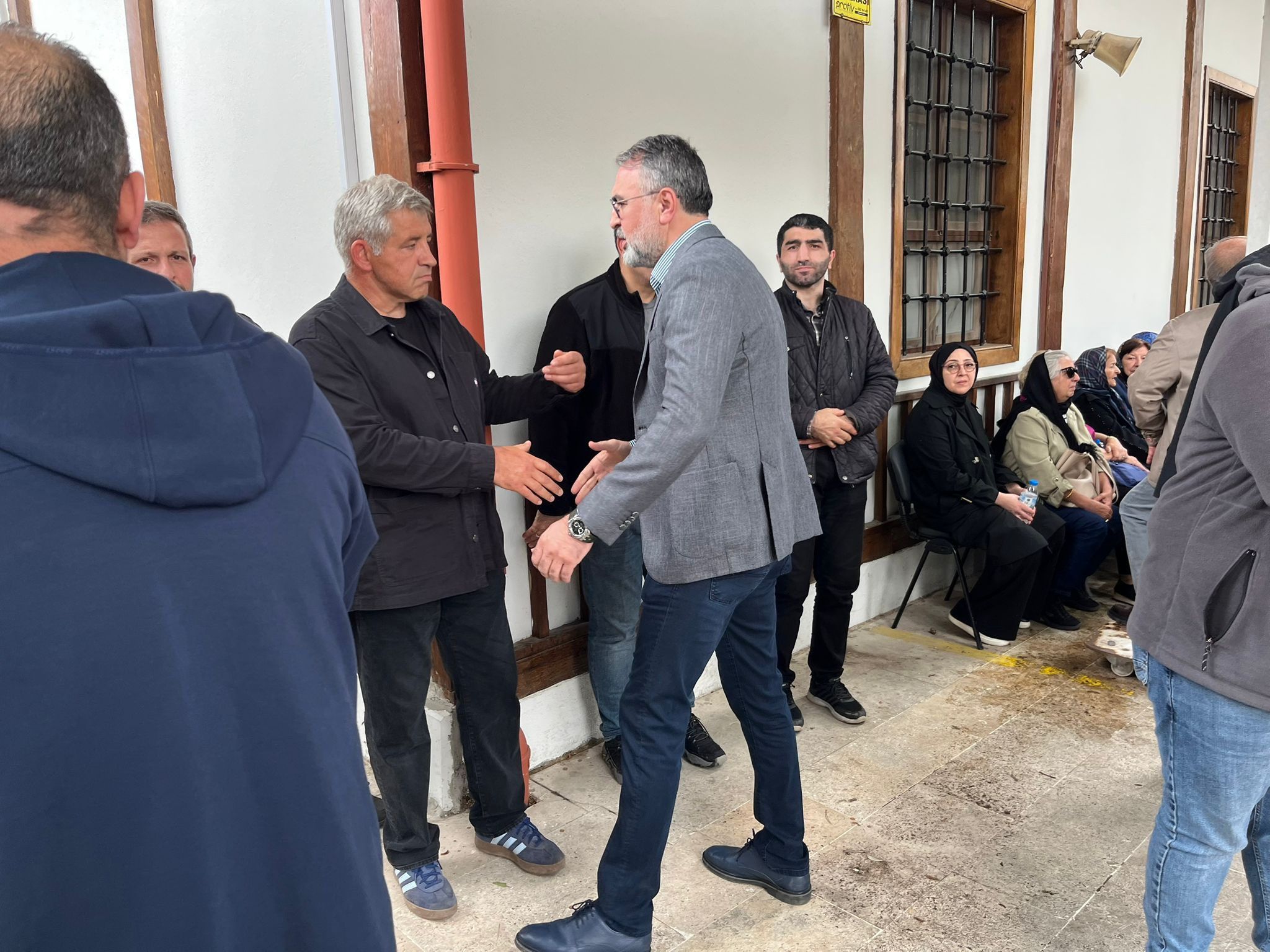  “Göbek Mustafa” olarak tanınan Mustafa Aydın Abimizi son yolculuğuna uğurladık.