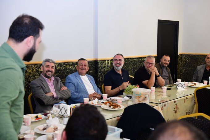 Kestel Meydanı’nda kıymetli esnafımızla bir araya geldik.